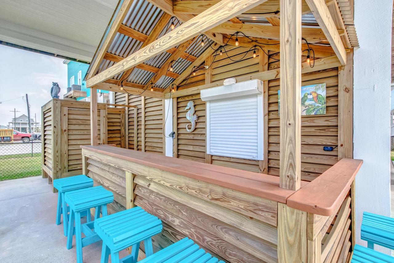 Spring Break Specials! Front Row Views - Tiki Bar - Playground Bolivar Peninsula Exterior foto