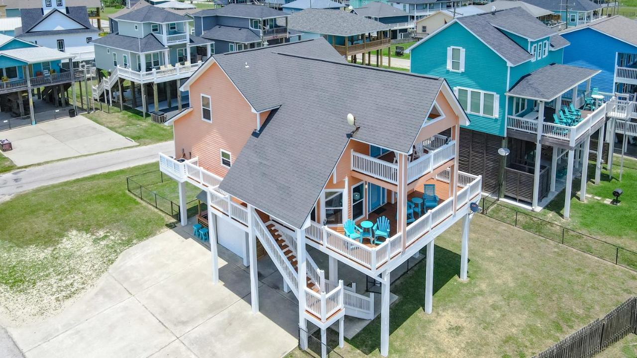 Spring Break Specials! Front Row Views - Tiki Bar - Playground Bolivar Peninsula Exterior foto
