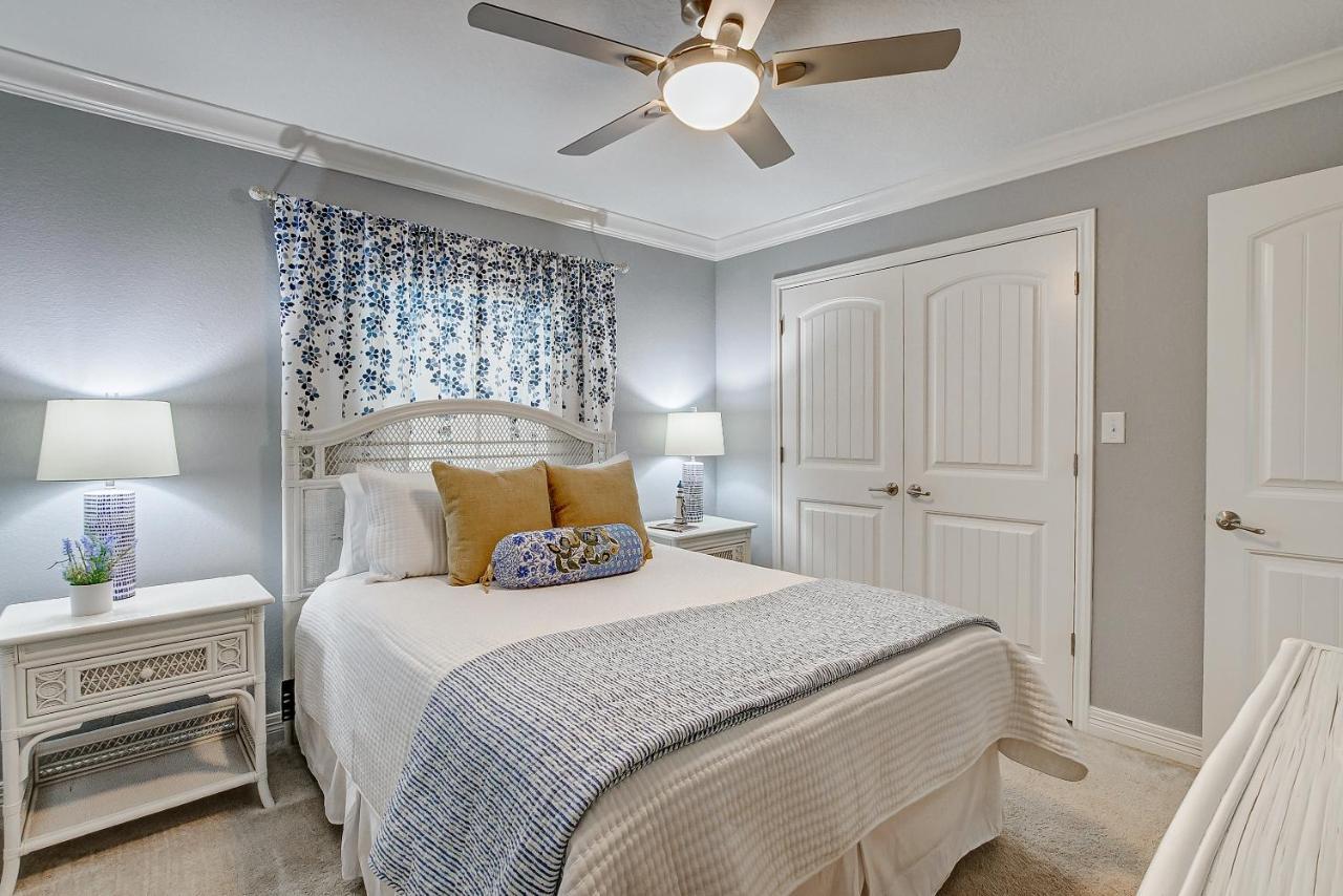 Spring Break Specials! Front Row Views - Tiki Bar - Playground Bolivar Peninsula Exterior foto